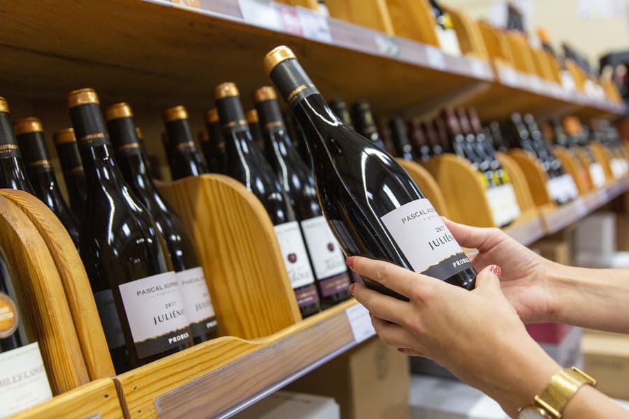 Birtish customers tend to buy more quality wines in Calais